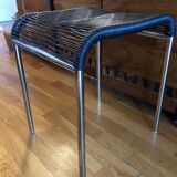 Scoubidou and chrome steel