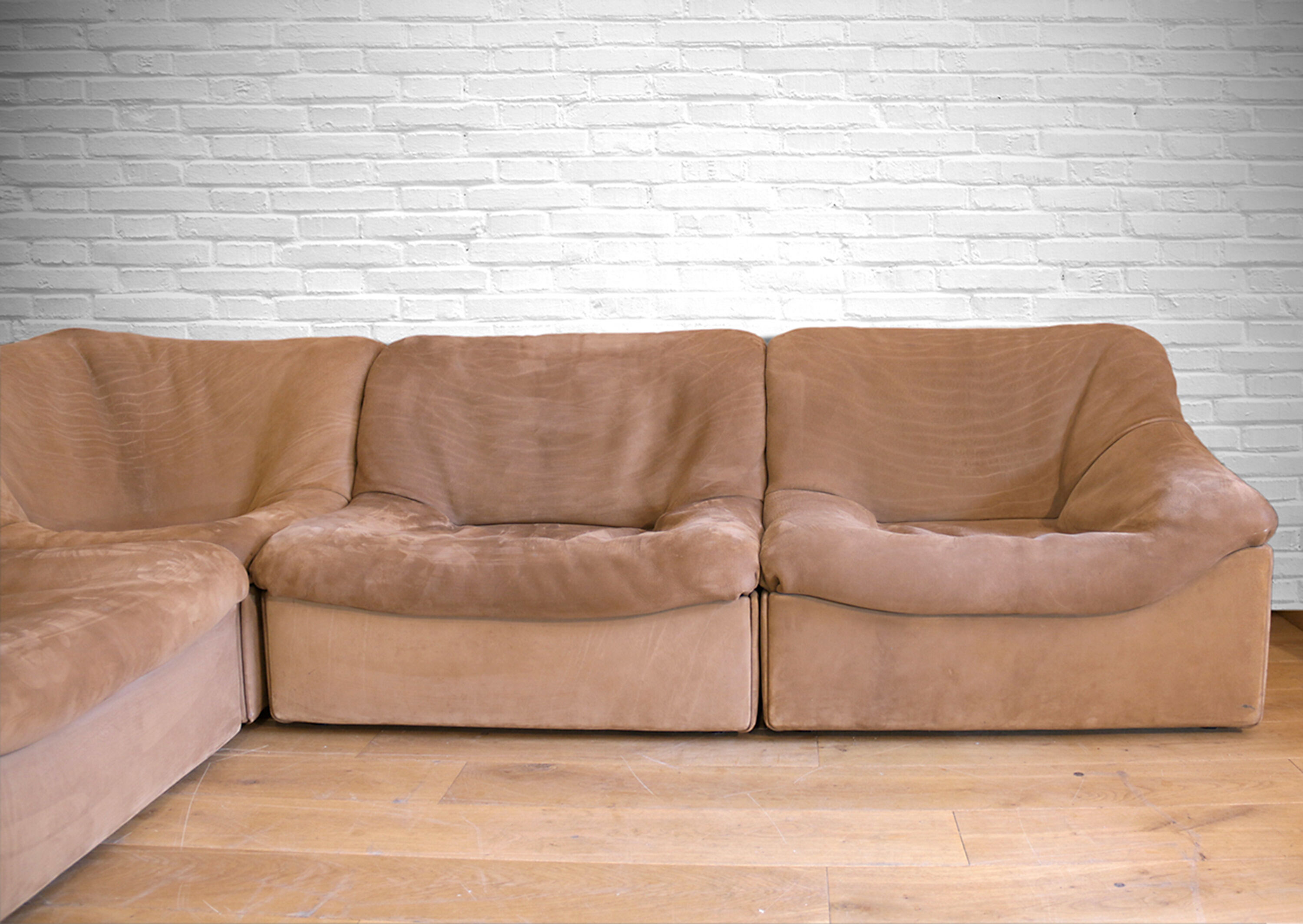 Mid-century de Sede DS-46 bull neck leather modular sofa