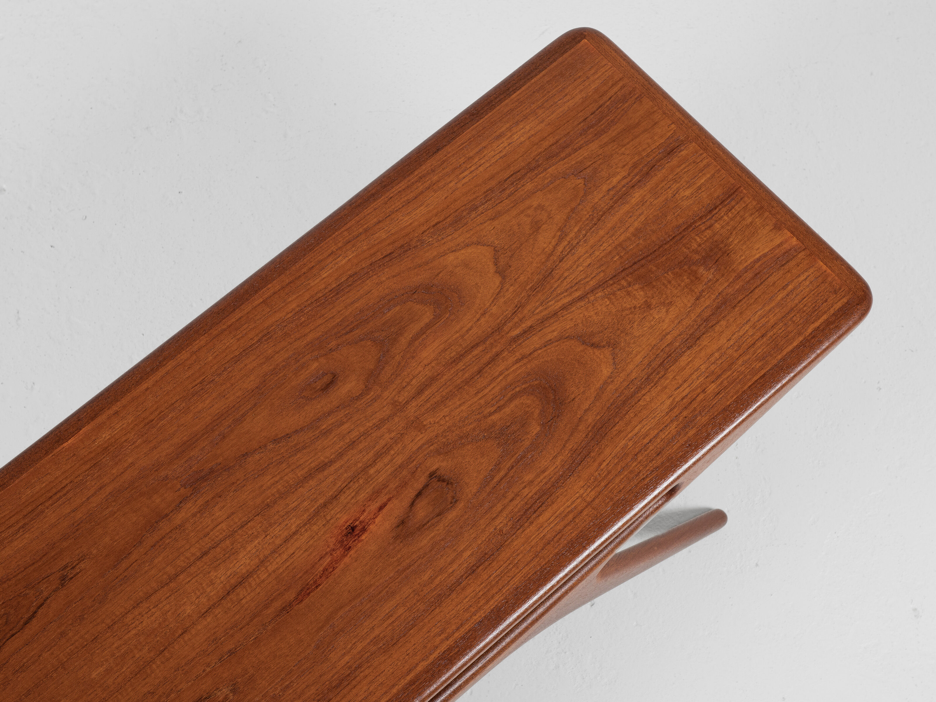 Midcentury danish smile coffee table in teak by johannes andersen for silkeborg 1950s