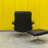Ekornes Stressless recliner with Ottoman - 1970s Scandinavian Design
