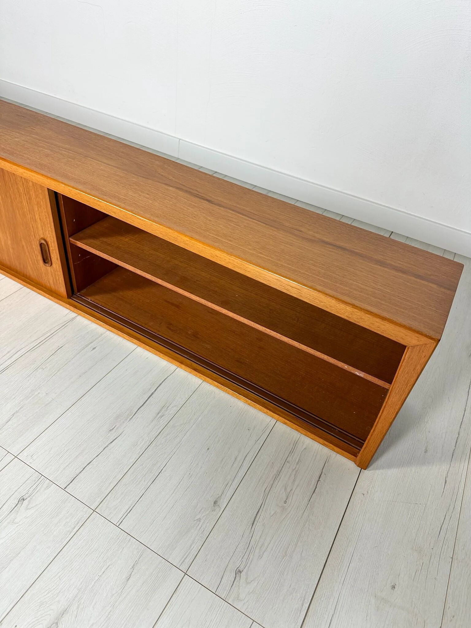 1960s vintage mid-century XL teak floating wall unit / wall-mounted sideboard / showcase by Bartels