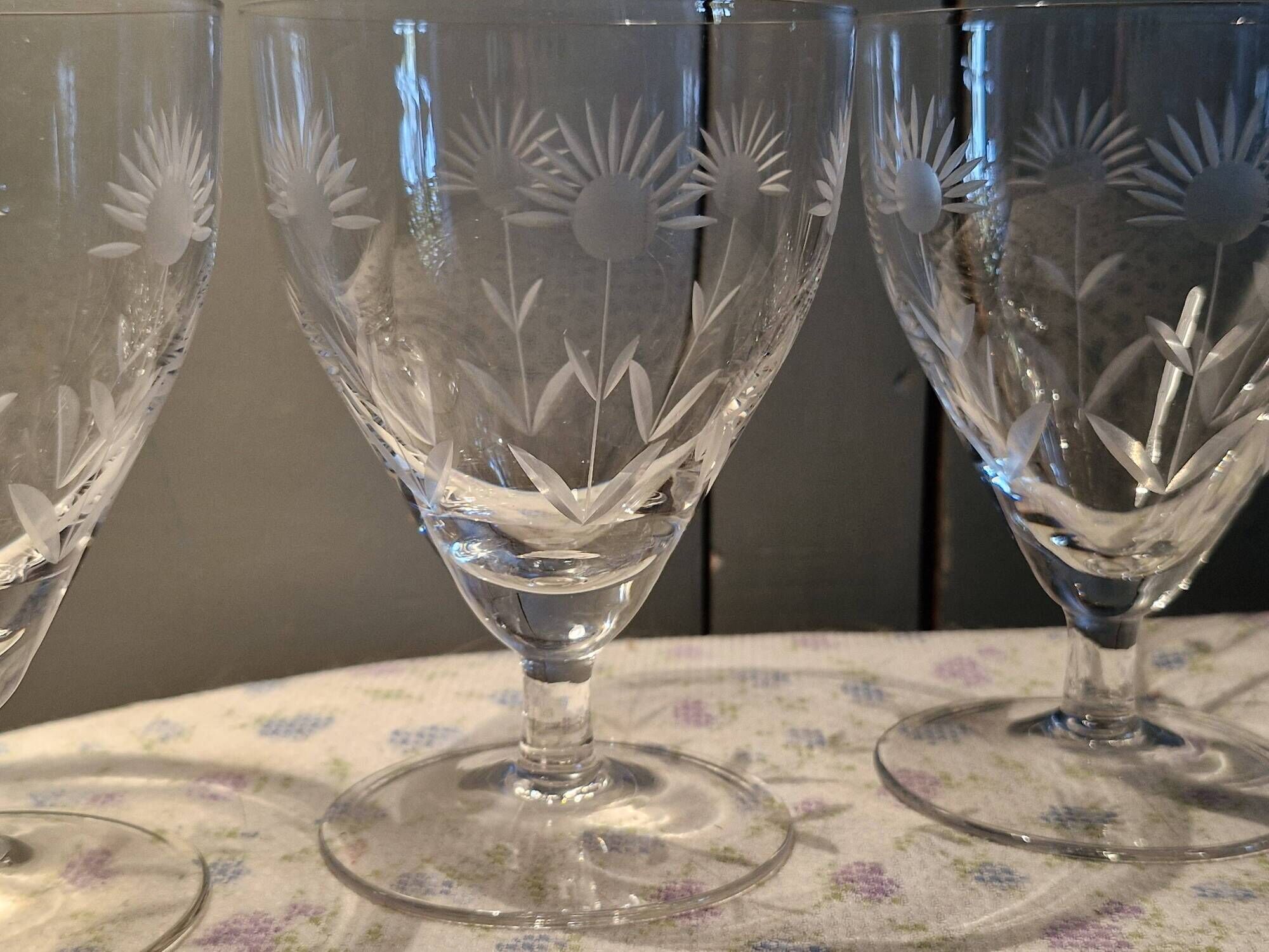 Villeroy and Bosch - 3 Large Antique Glasses - Cut Crystal with Flower Decor
