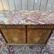 Buffet de style Louis Louis XVI en marqueterie