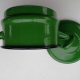 Enameled sheet metal casserole dish