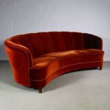 Art deco cabinetmaker banana sofa, 1940s