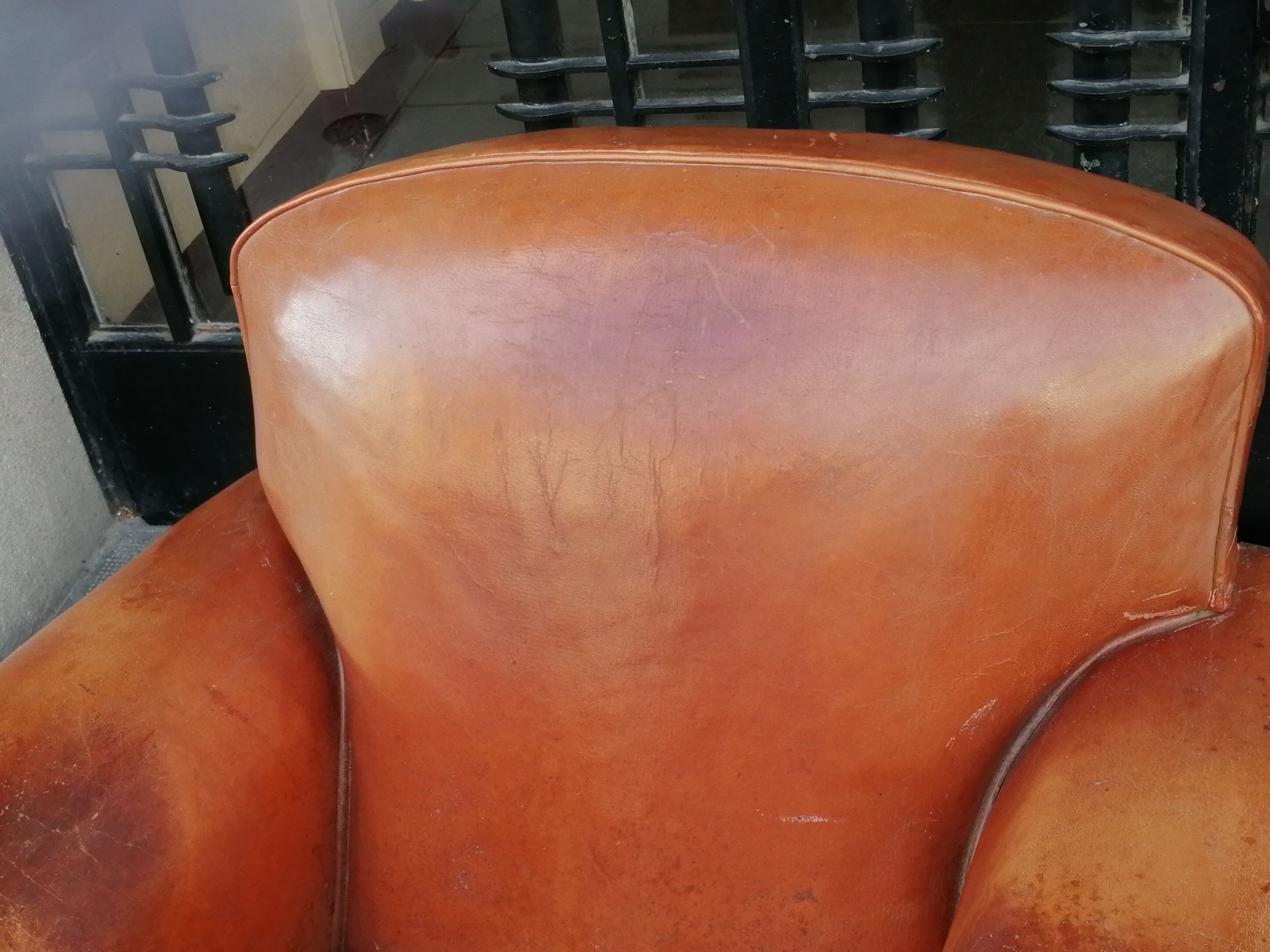 Leather club chair from the 1940s