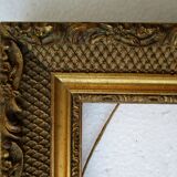 Vintage gilded wood frame for subject 134 x 182