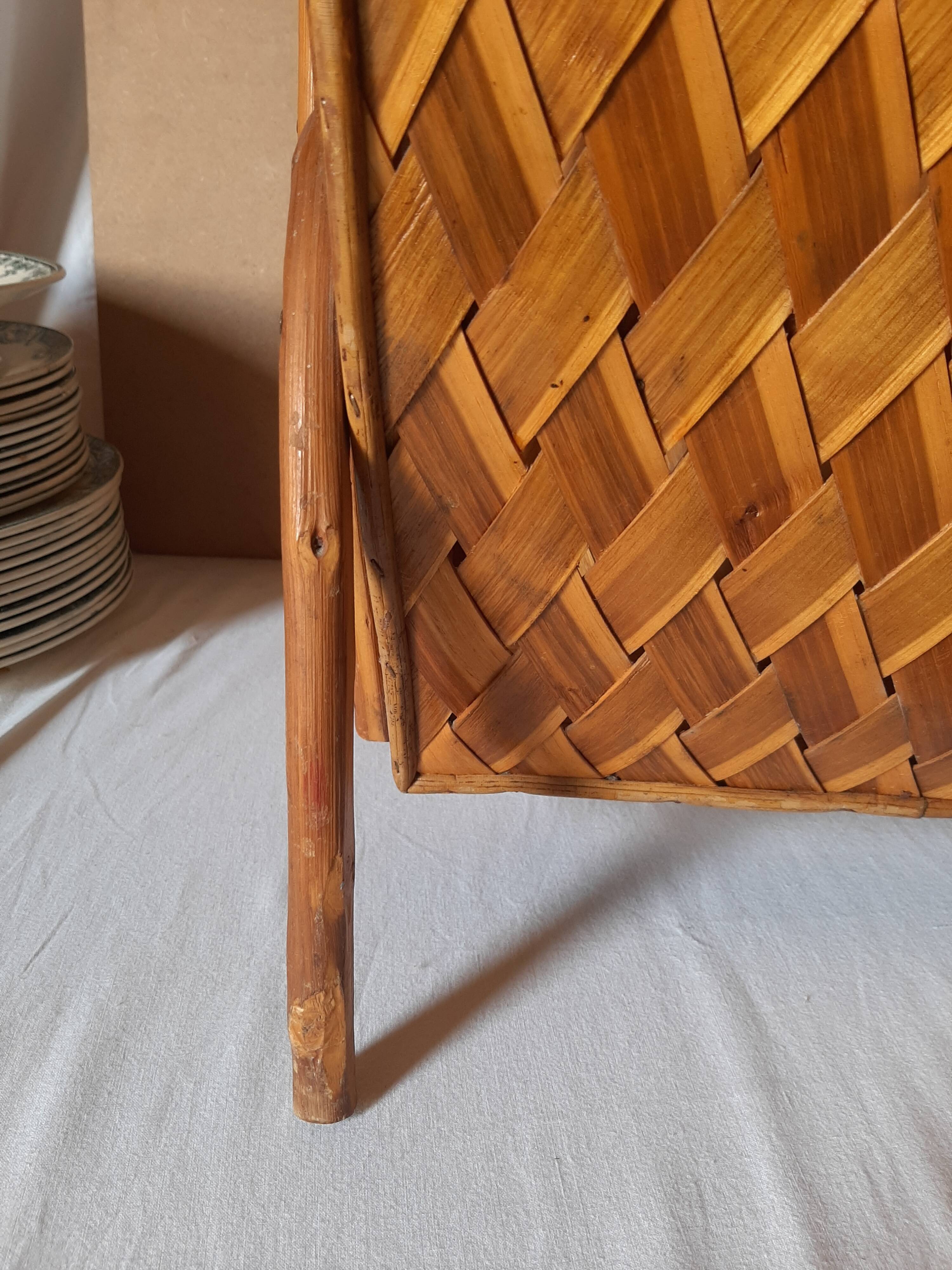 Porte revue vintage en chataignier