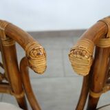 Rattan set with table and two armchairs.