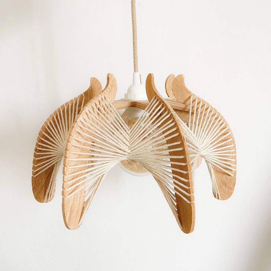 Suspension vintage en fil et bois
