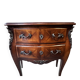 Commode galbée