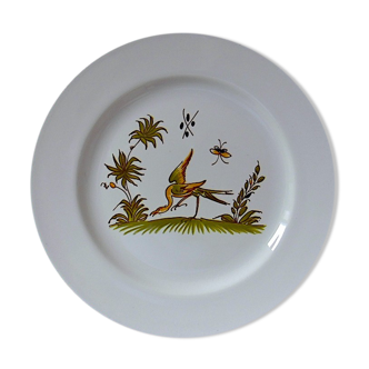 Plate with ornithological decoration