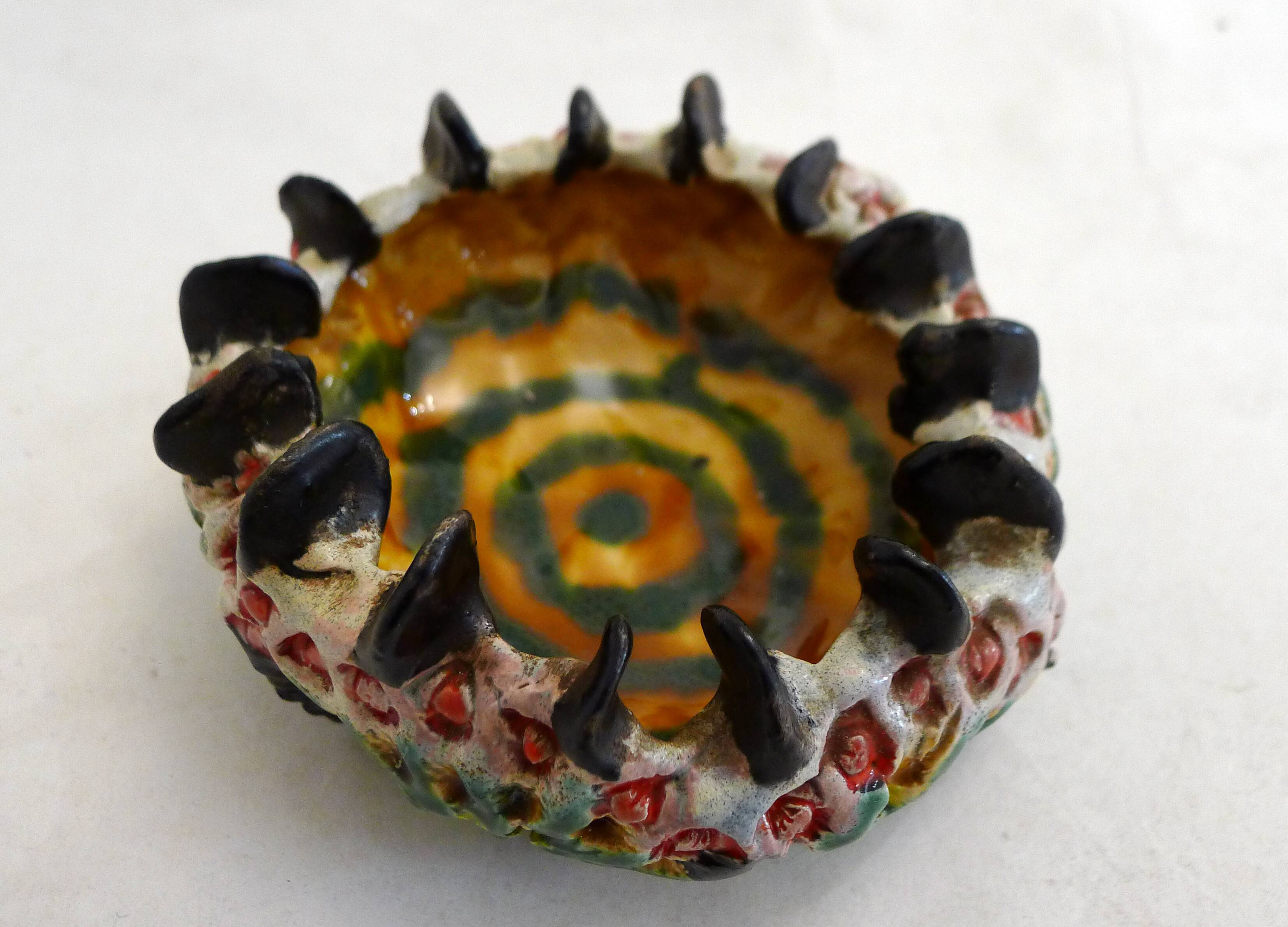 Organic barbotine ashtray and pocket tray