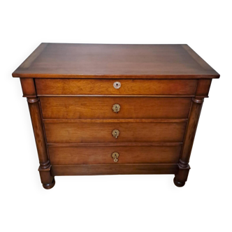 Mahogany chest of drawers