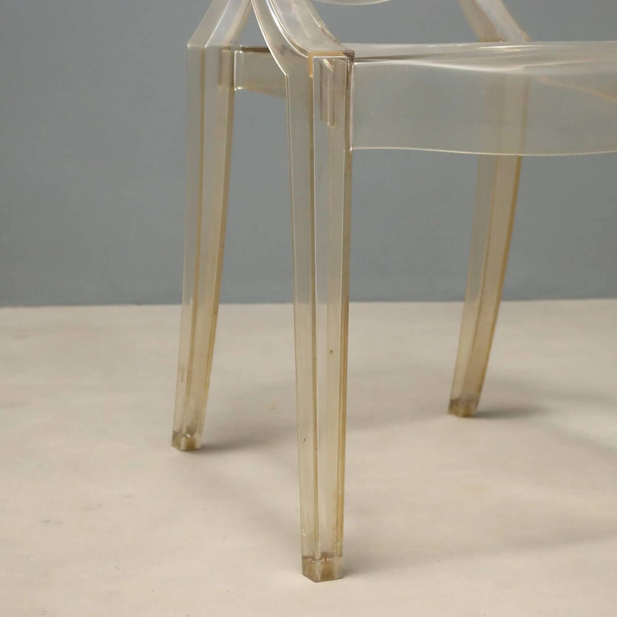 Louis Ghost chairs by Kartell designed by Philippe Starck from the 2000s.