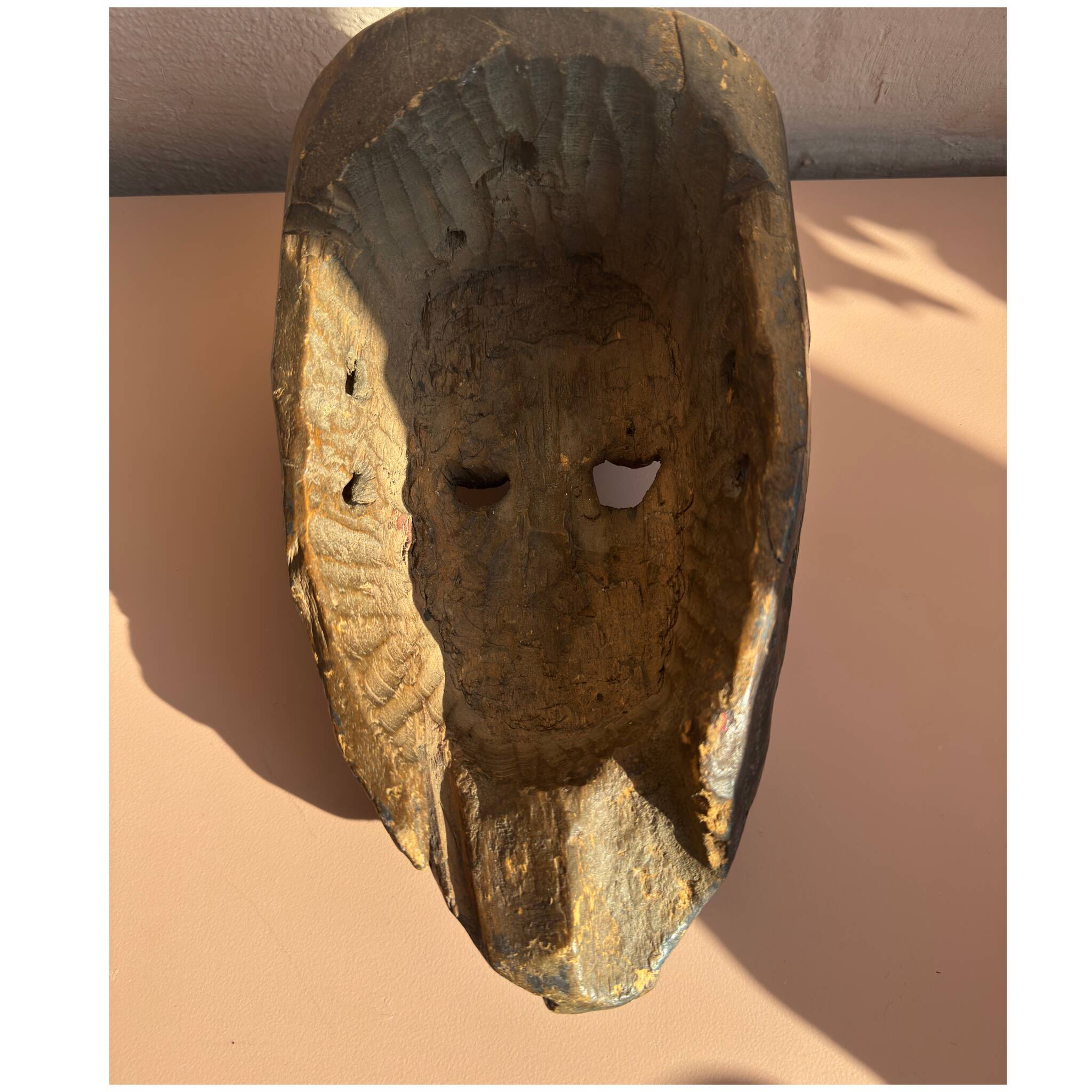 Masque rituel de l’Himalaya – sculpté à la main – yeux polychromes – Népal