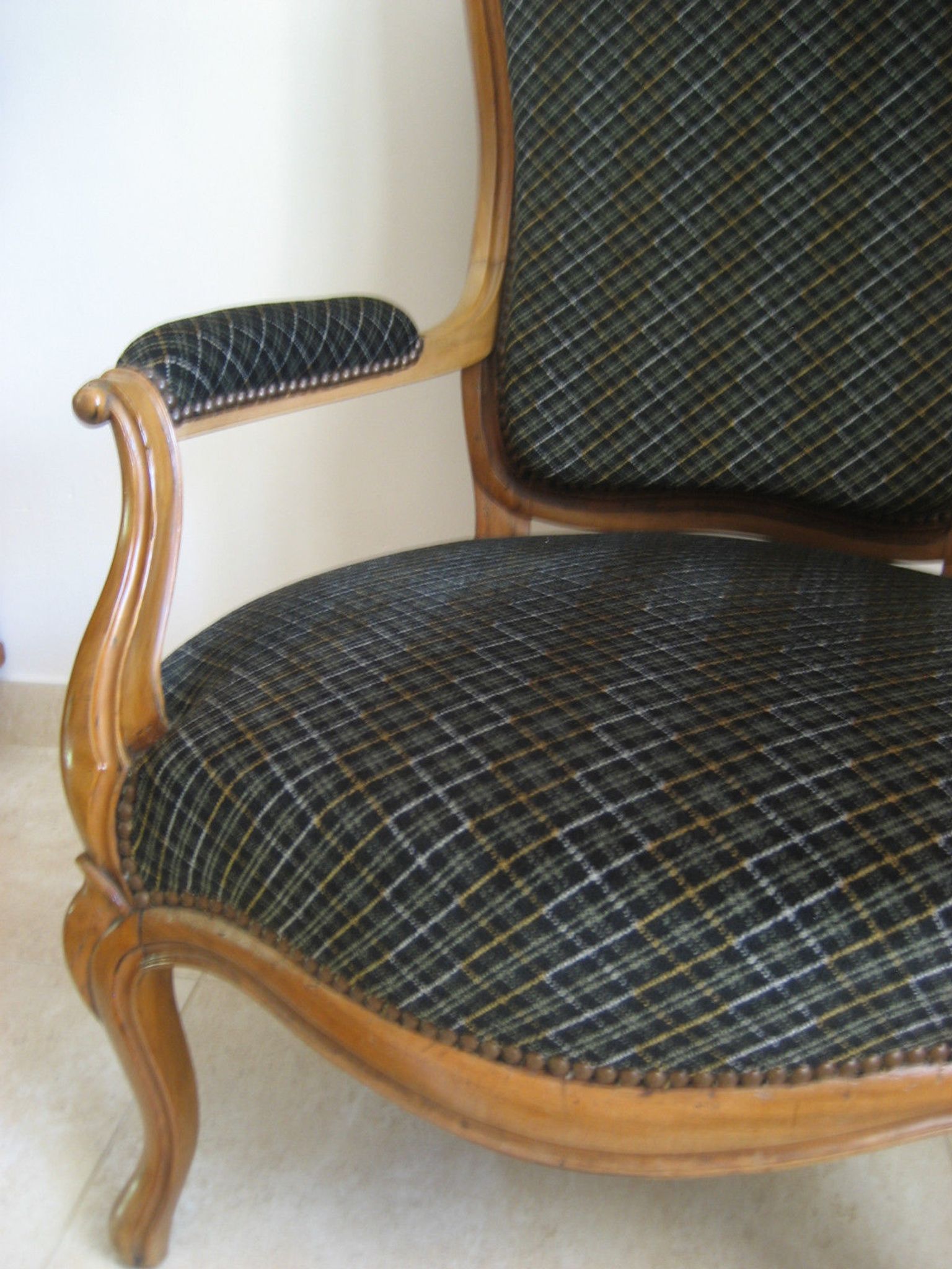 Fauteuil voltaire en noyer époque XlXème