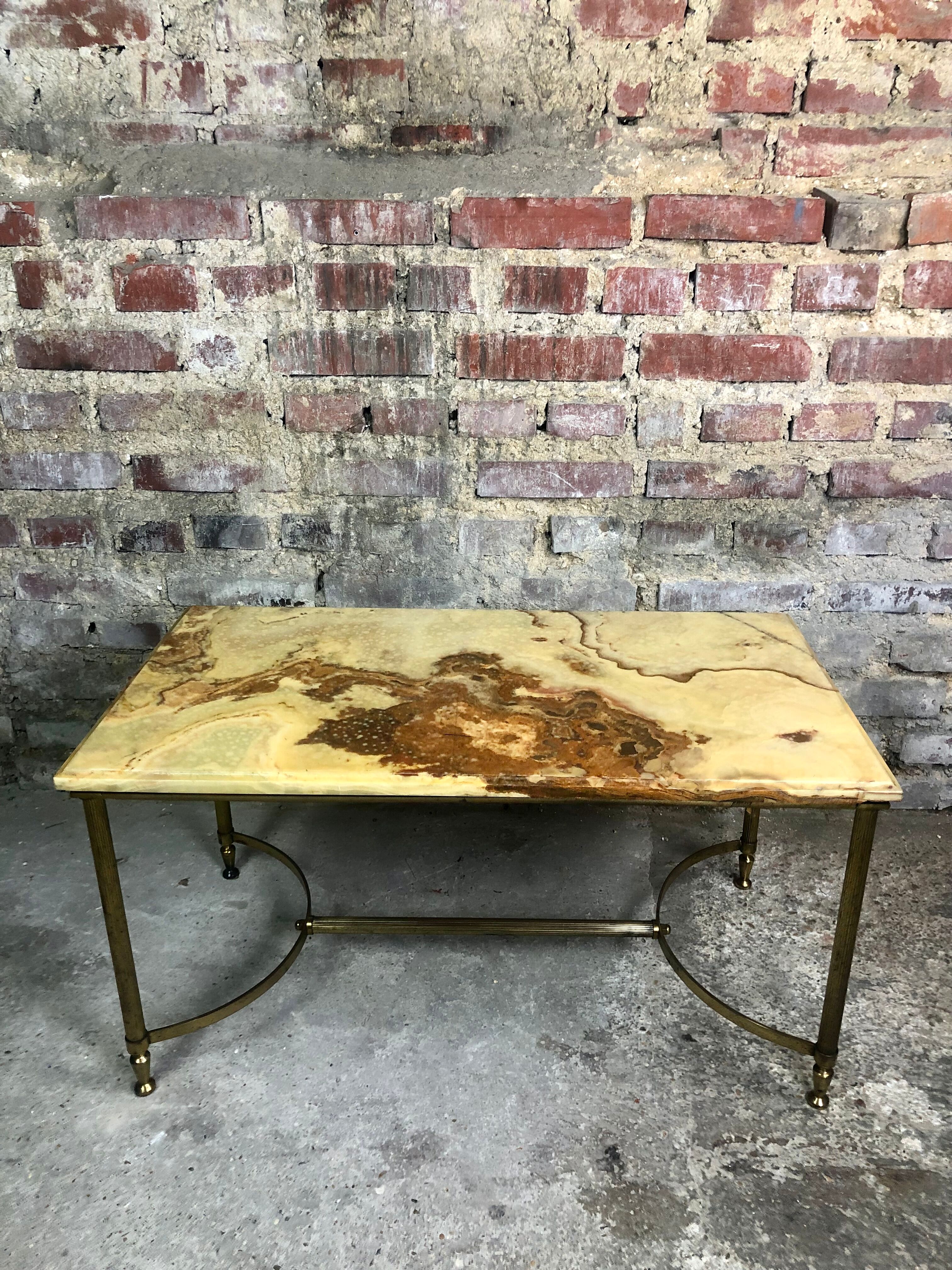 Coffee table in brass and onyx vintage 1960