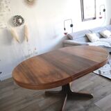 Extendable rosewood butterfly round table