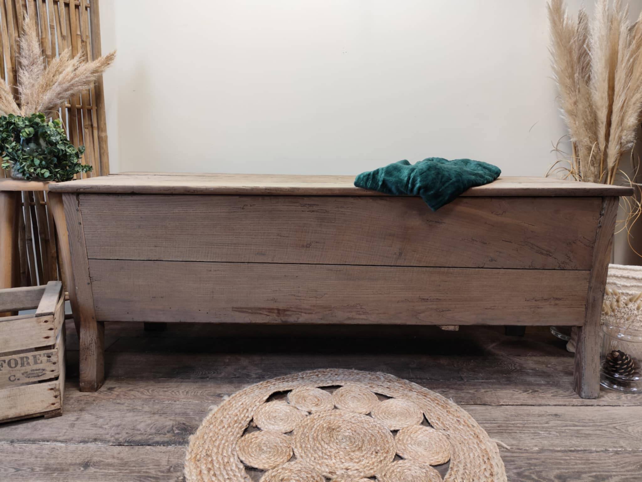 Chest, bench, kneading trough, trunk, solid oak