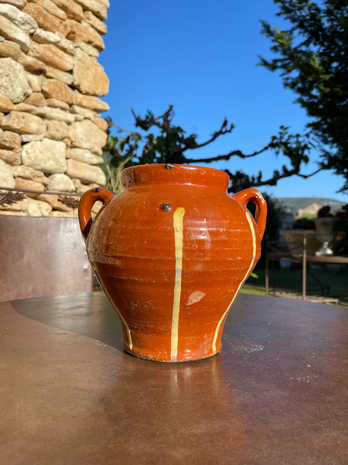 Ancient terracotta pottery jar