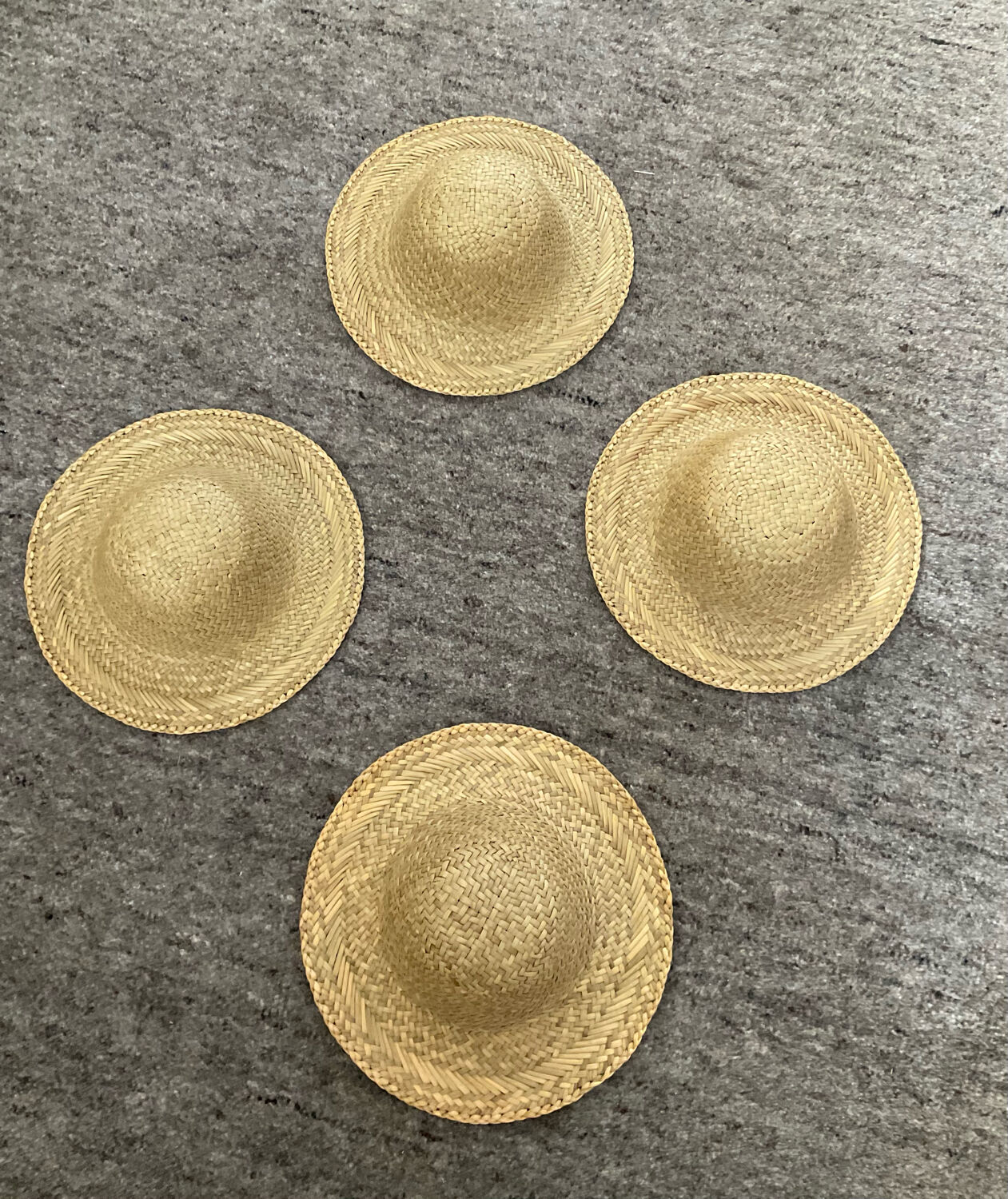 Series of 4 decorative straw hats