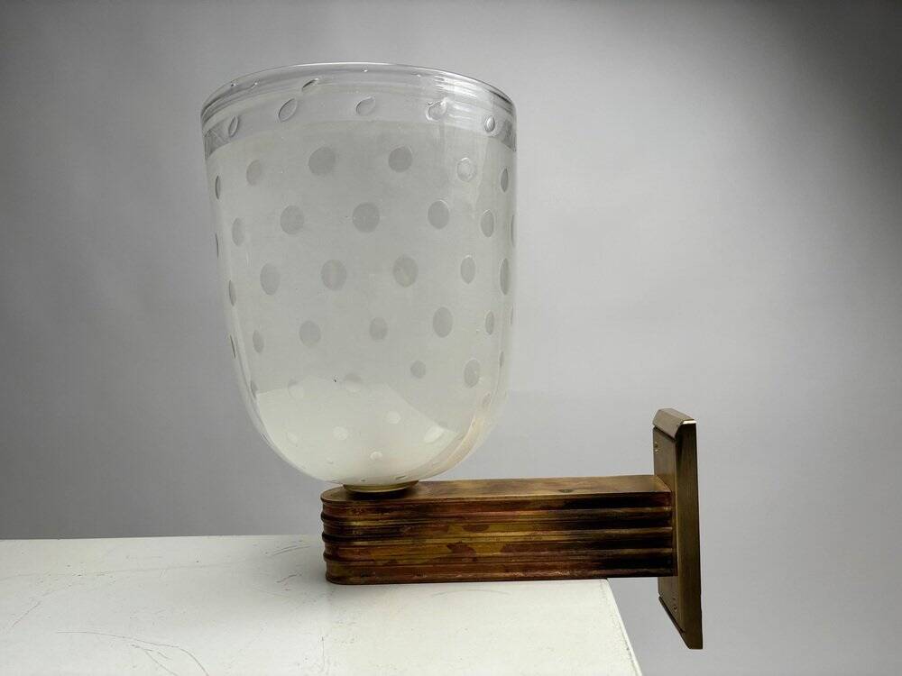 Art Deco Wall Lights in Blown Glass and Brass, Italy, 1940s, Set of 4