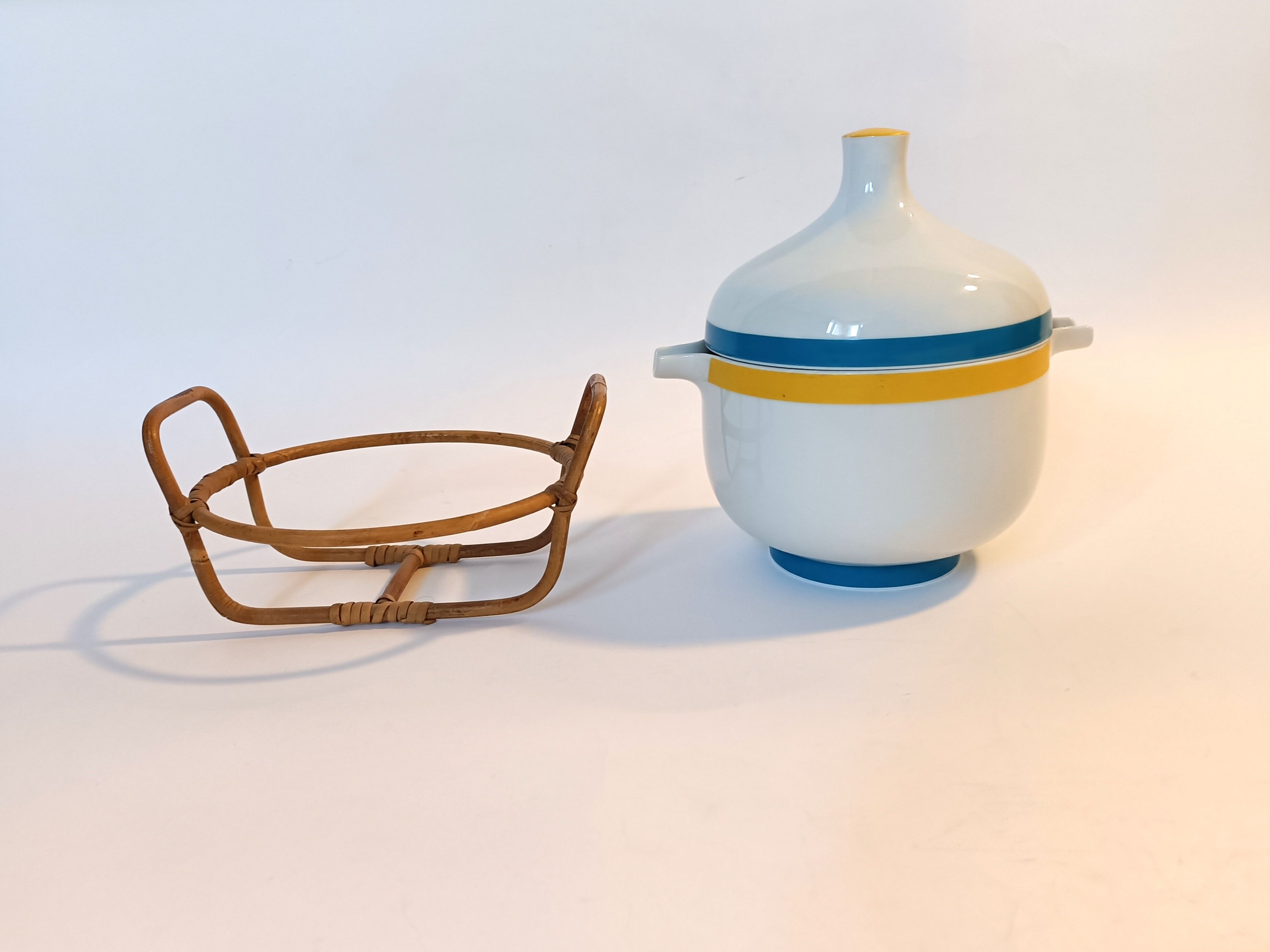 Wolf Karnagel porcelain soup bowl for Rosenthal Studio Line Germany 1970.