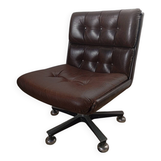 Italian armchair from the 1980s