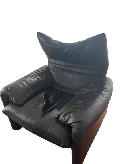 Maralunga Cassina armchair – Italian design by Vico Magistretti, 1970s