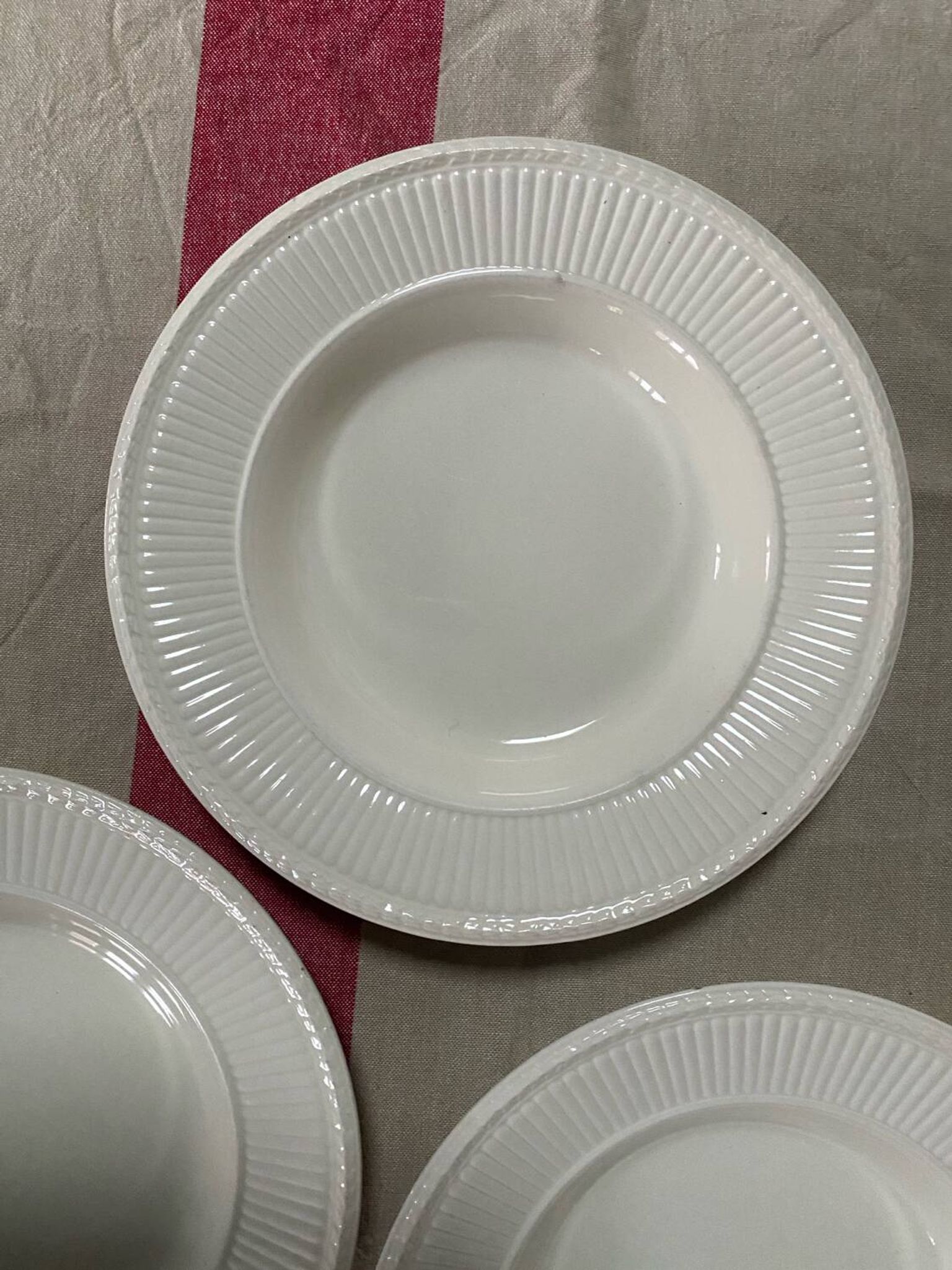 Lot de 3 assiettes creuses Wedgwood