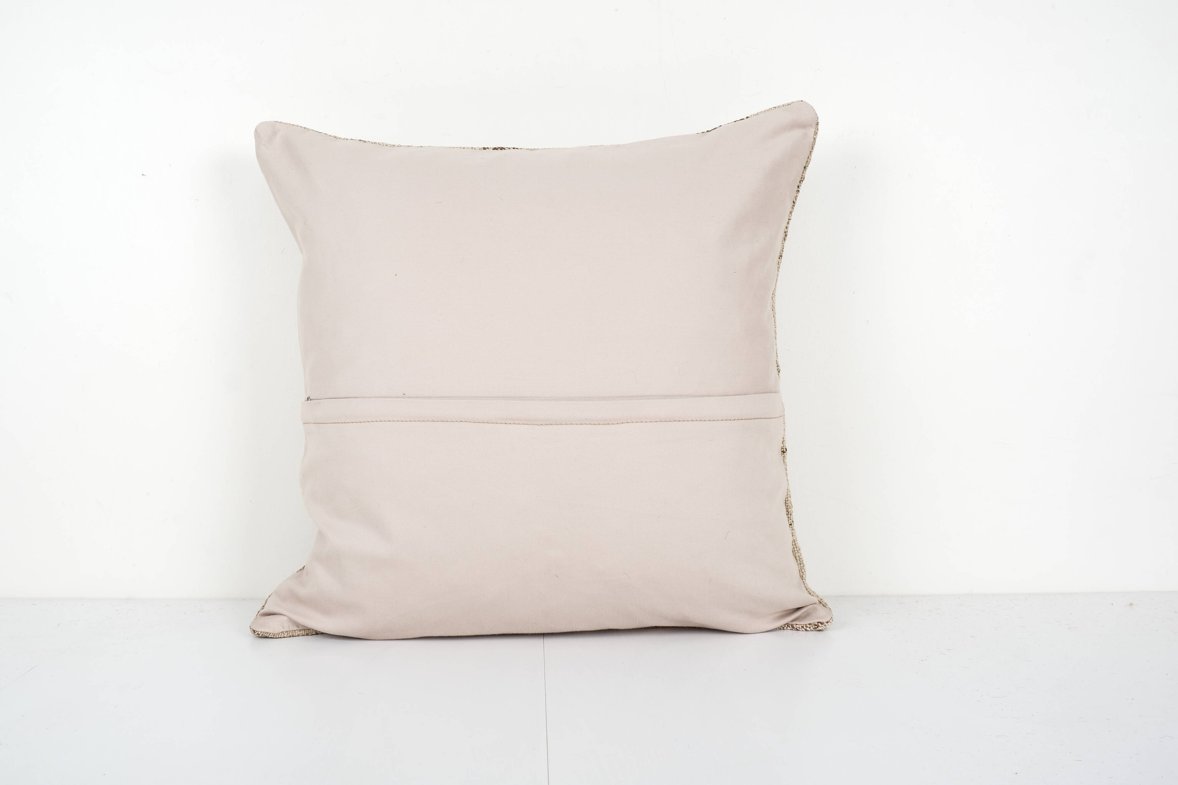 Cushion