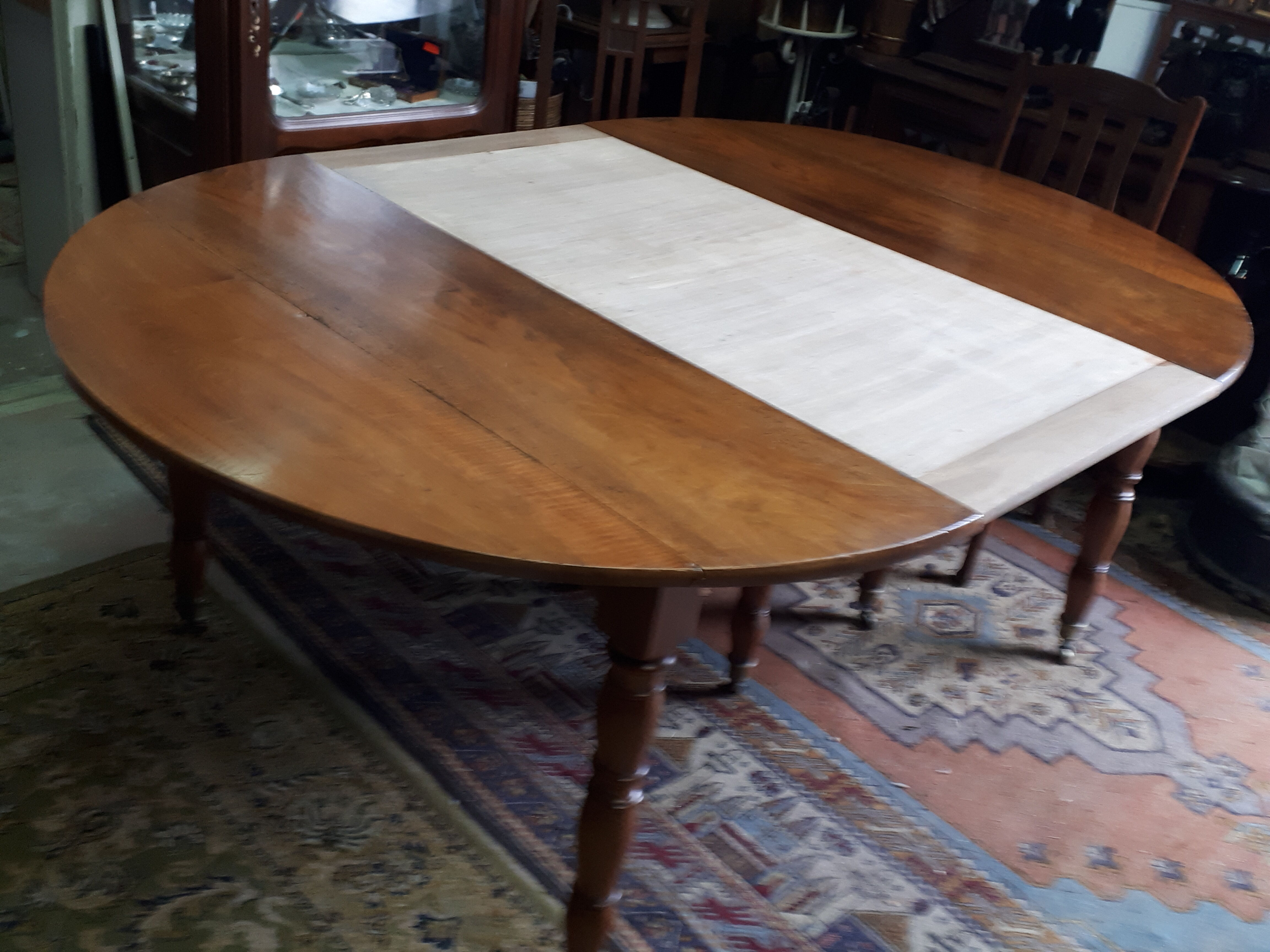 Dining room table