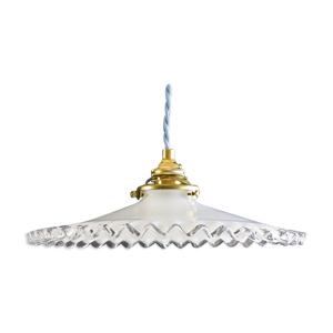 Suspension en opaline