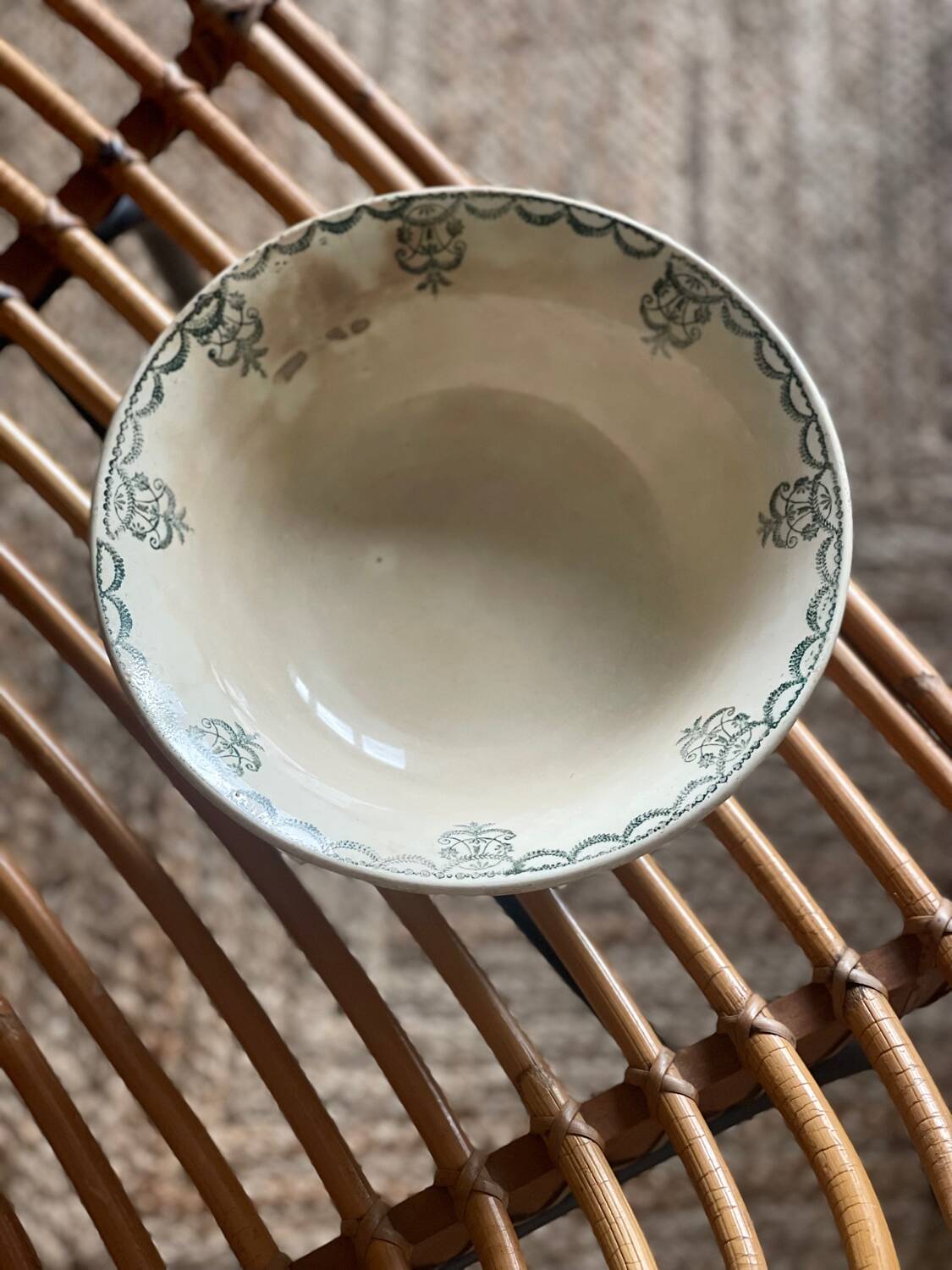 Old iron earth salad bowl