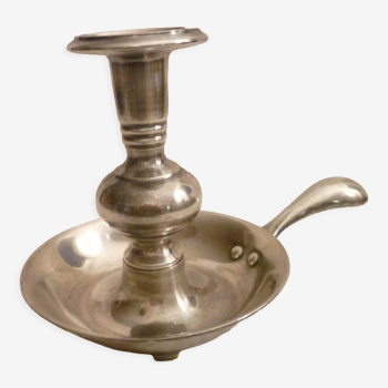Candle holder with silver bronze deco handle