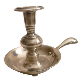 Candle holder with silver bronze deco handle