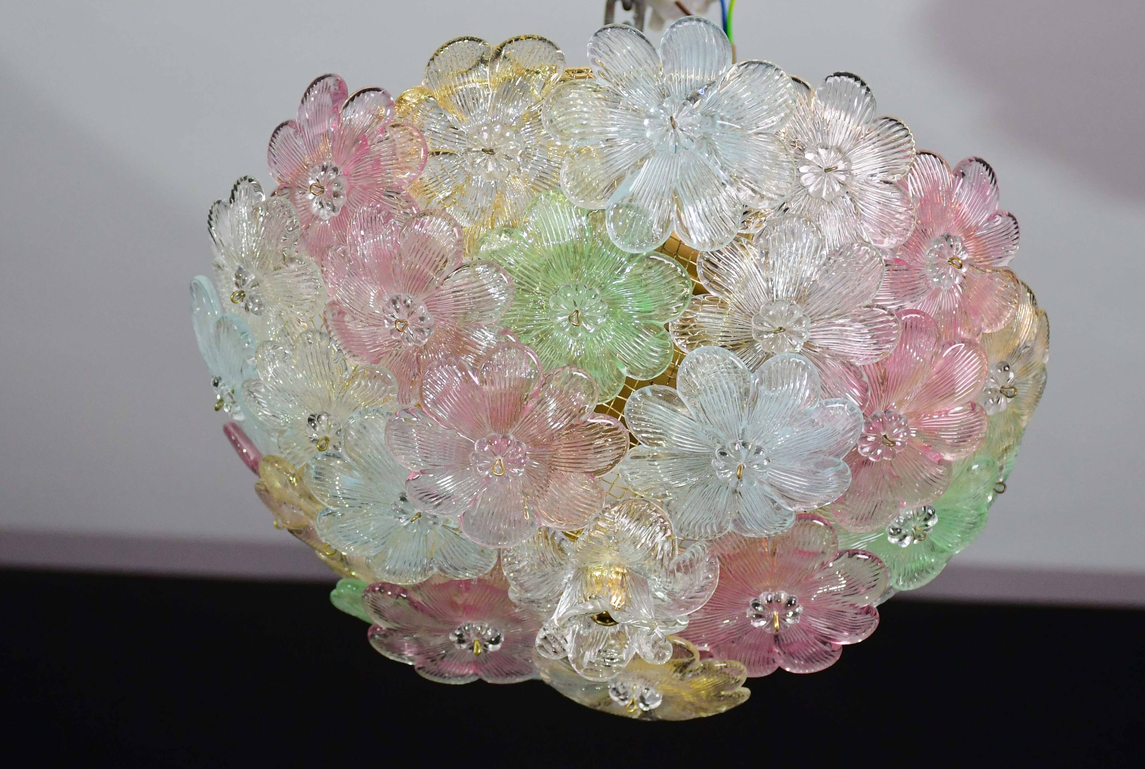 Charming Murano Barovier & Toso flowers flush light fixture, ceiling, 1960s