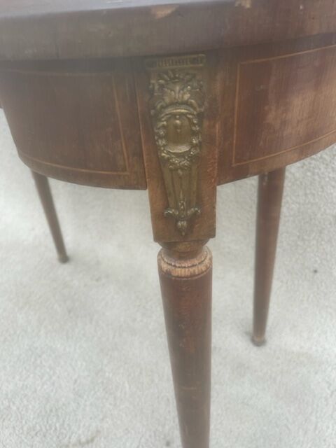 1900s period hairdresser