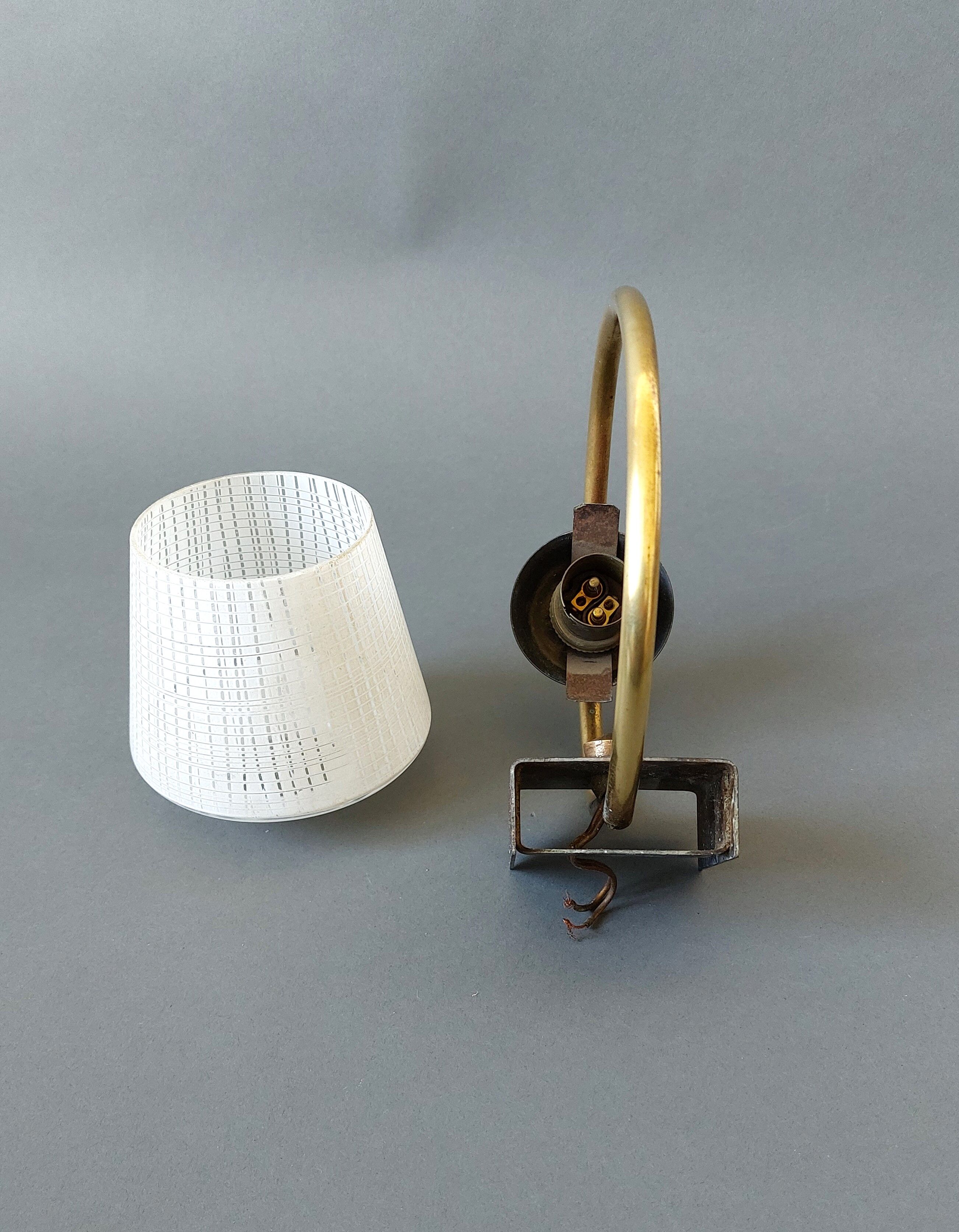 Night light 1960 in brass and black metal Vintage.