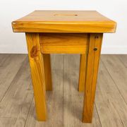 Tabouret en pin à fente années 80