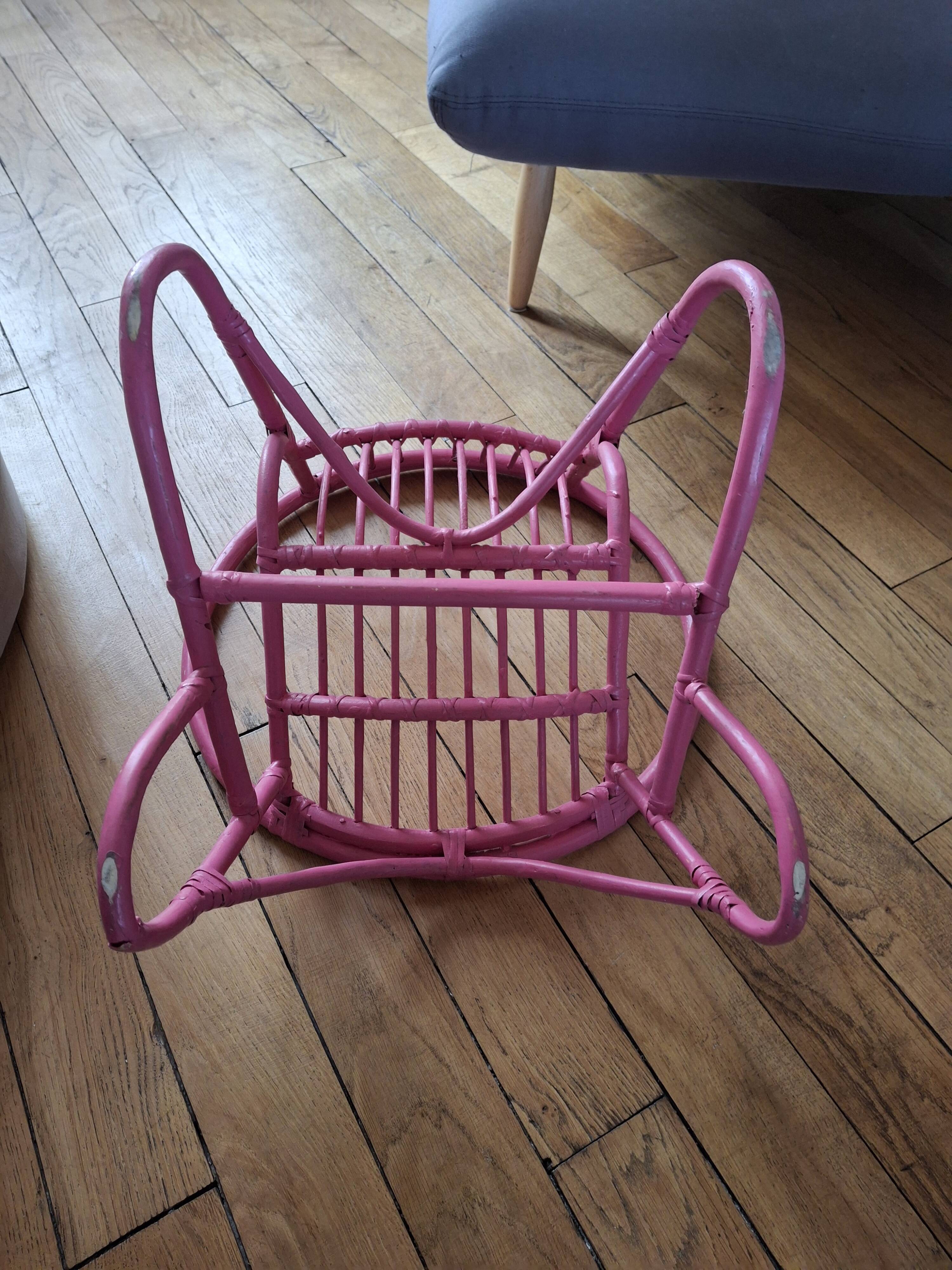 Pink rattan children's armchair