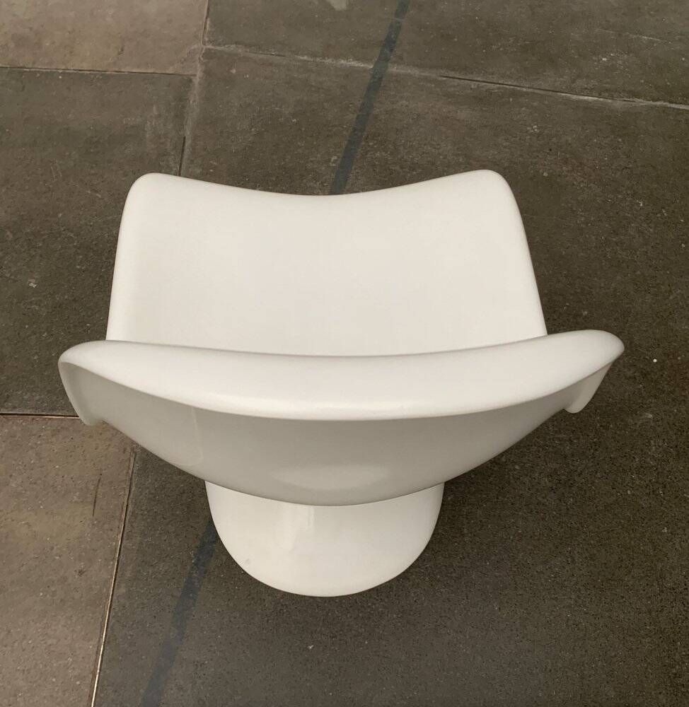 Panton side chairs from the mid-century by Verner Panton for Herman Miller, 1960s.