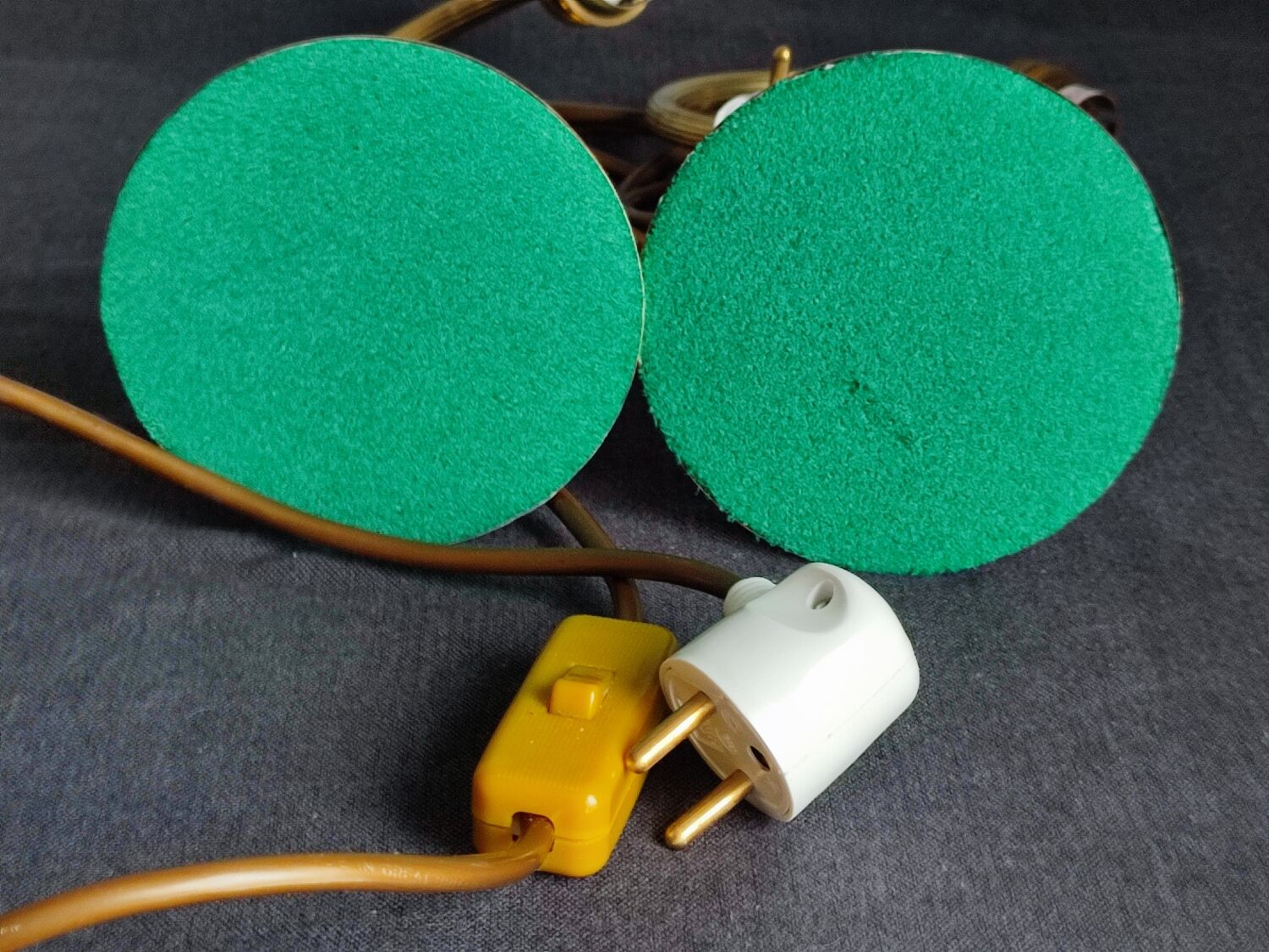 Pair of vintage gooseneck lamp