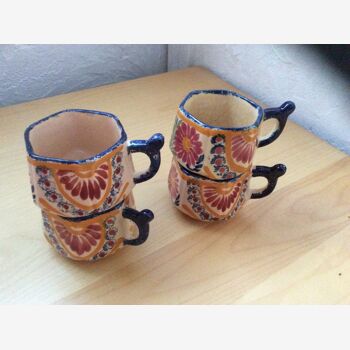 Lot de 4 tasses Henriot Quimper