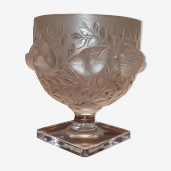 Lalique vase Elizabeth