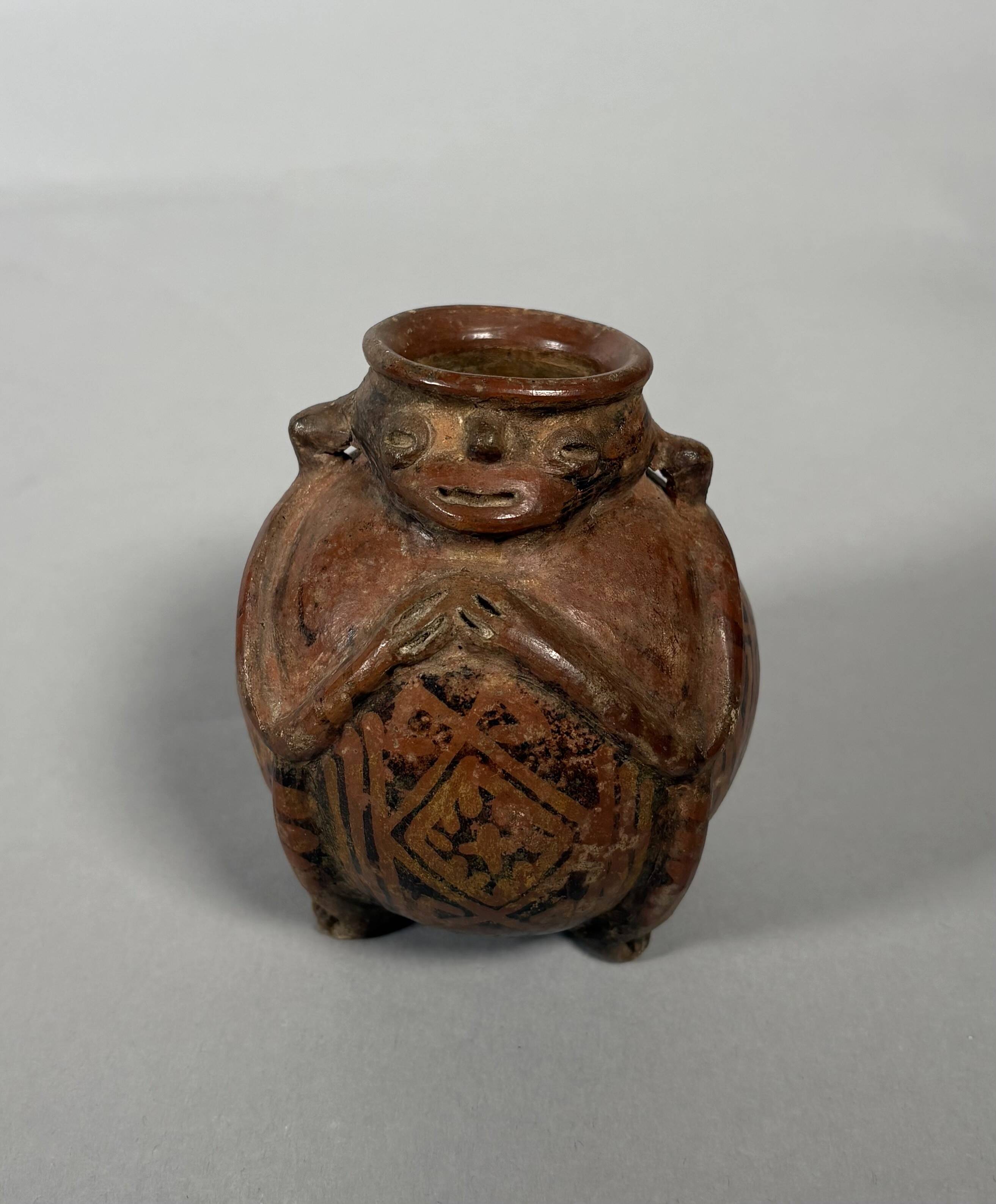 Shamanic pendant vase, Quimbaya culture, Colombia circa 500-1500 AD.