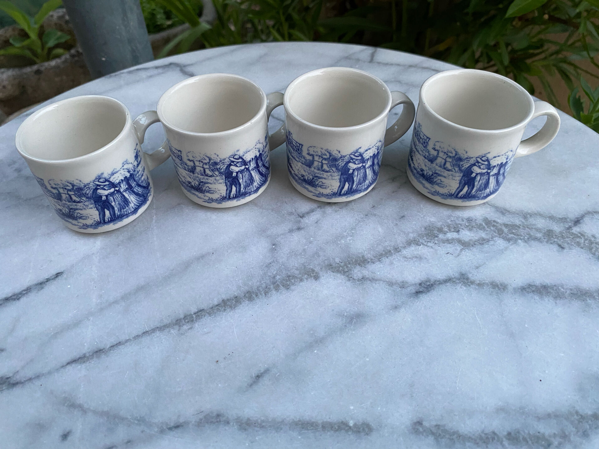 Set of 4 vintage cups/mugs in English earthenware – Churchill England