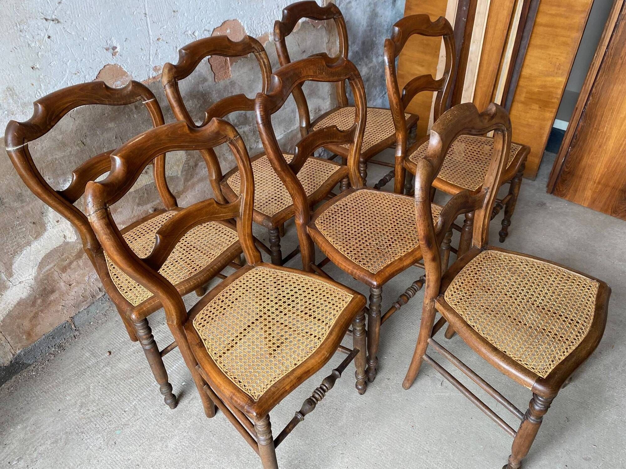 Set of 7 antique chairs canning and wood 1900s