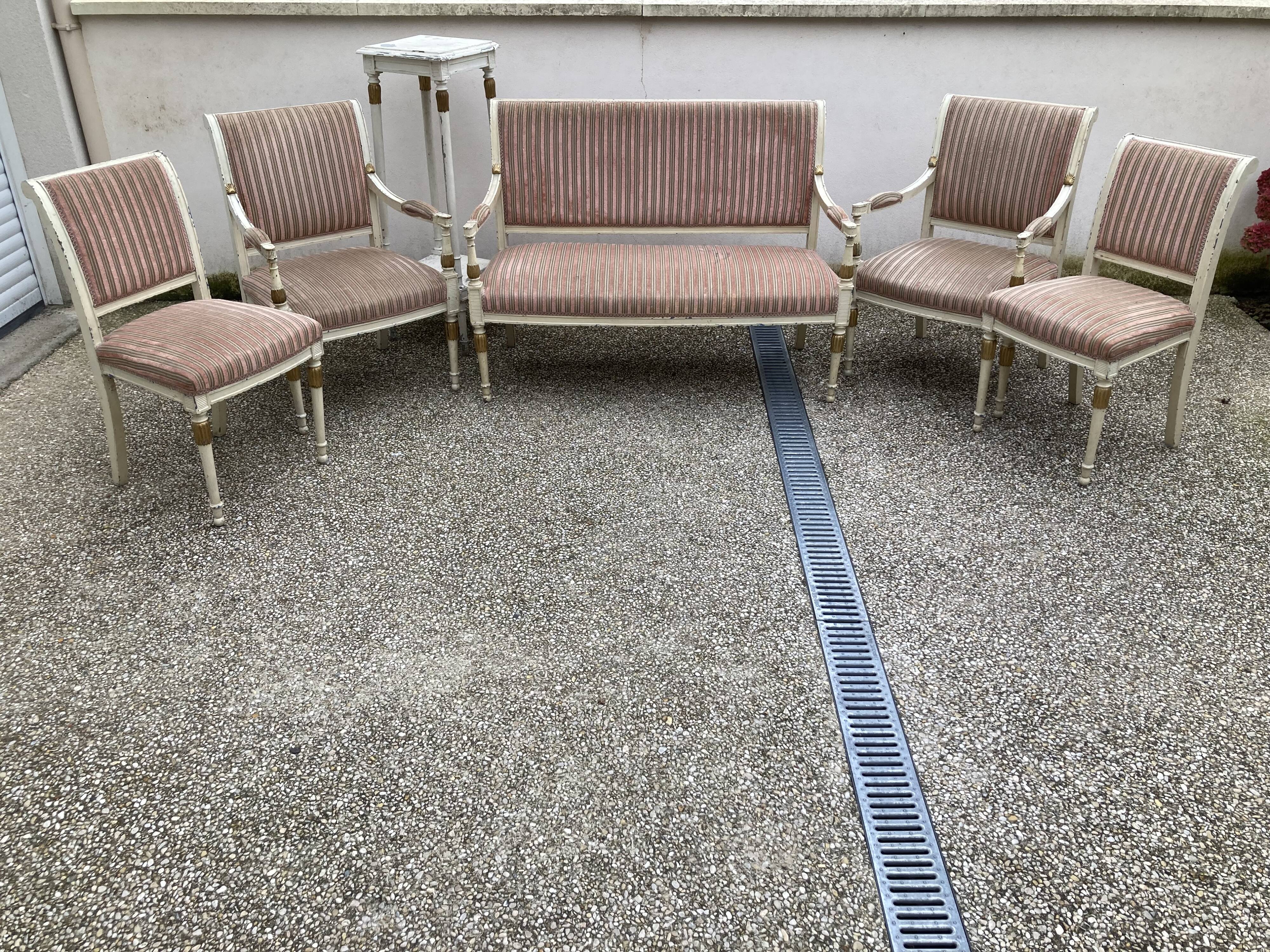 Directoire style living room